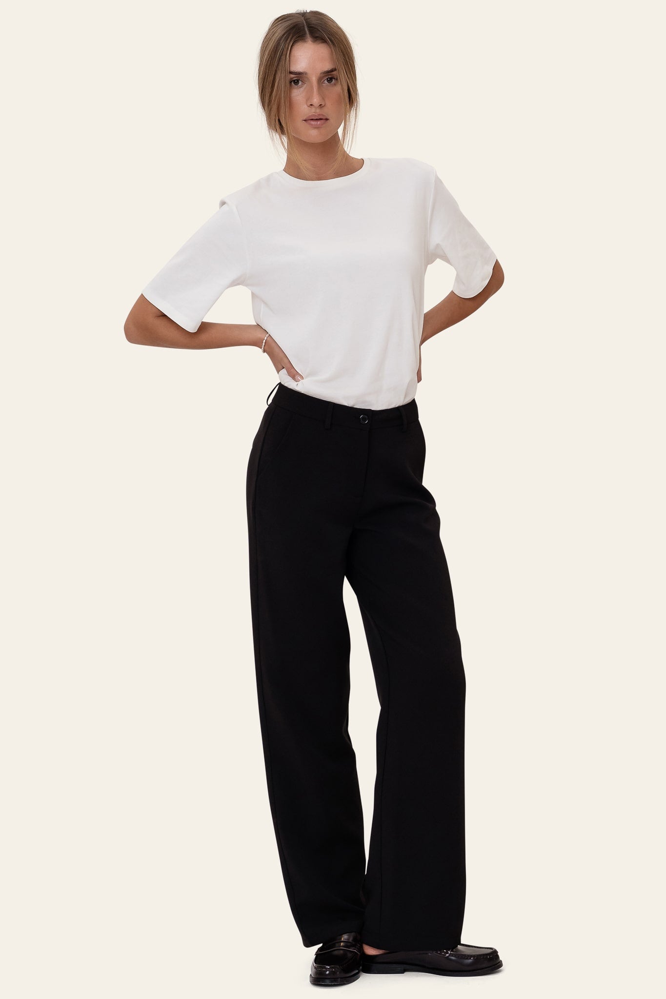 S/34 - 182cm