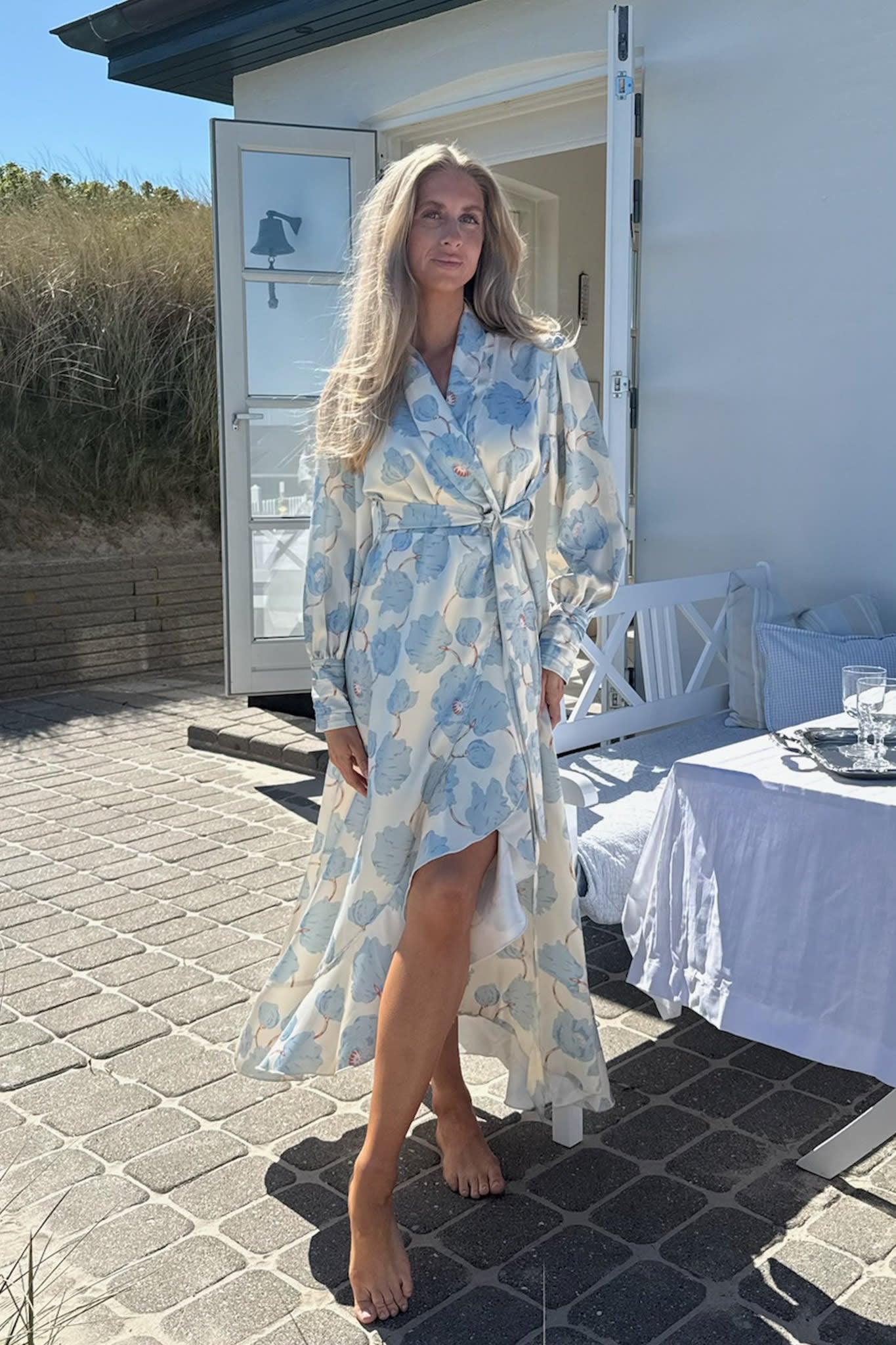 Byic SigneIC Long Wrap Dress - Blue Peony Bloom – en.byic.com