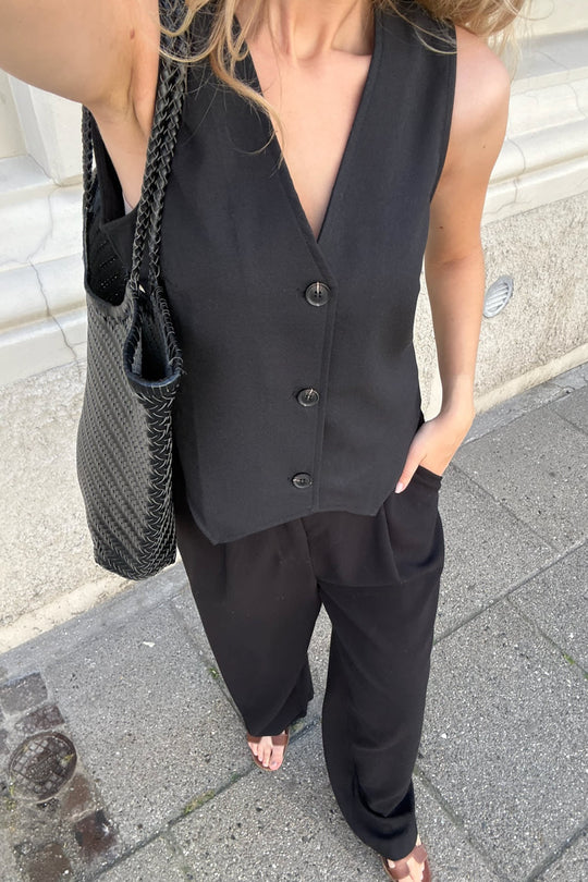 CelinaIC Vest - Black