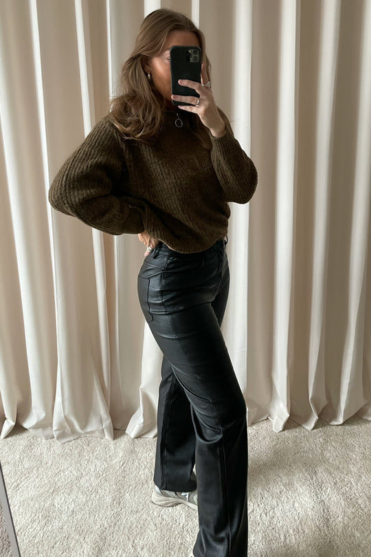 JXKenya HW Straight Faux Leather Pants - Black Matte