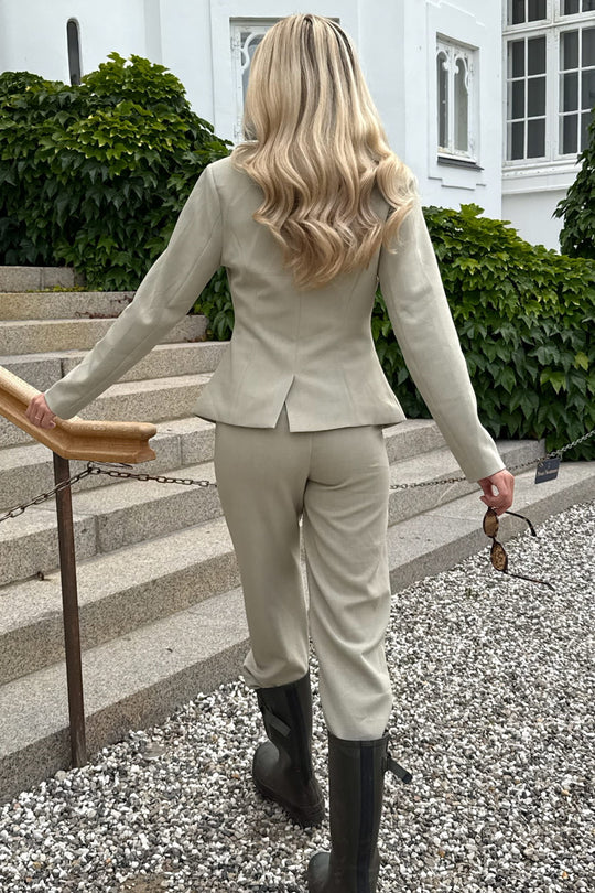SignatureIC Press Pants (Preorder del. week 35) - Dusty Beige