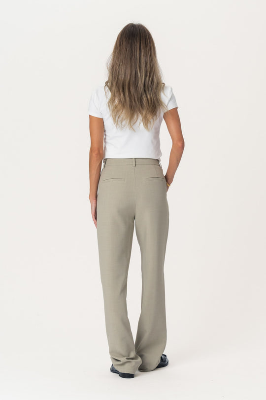 SignatureIC Press Pants (Preorder del. week 35) - Dusty Beige
