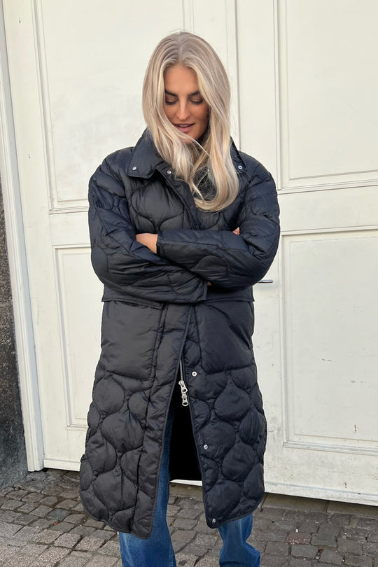 JXLenora Shiny Quilted Coat - Black