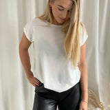 Ava Plain SS Top (Preorder del. week 46/47) - Snow White